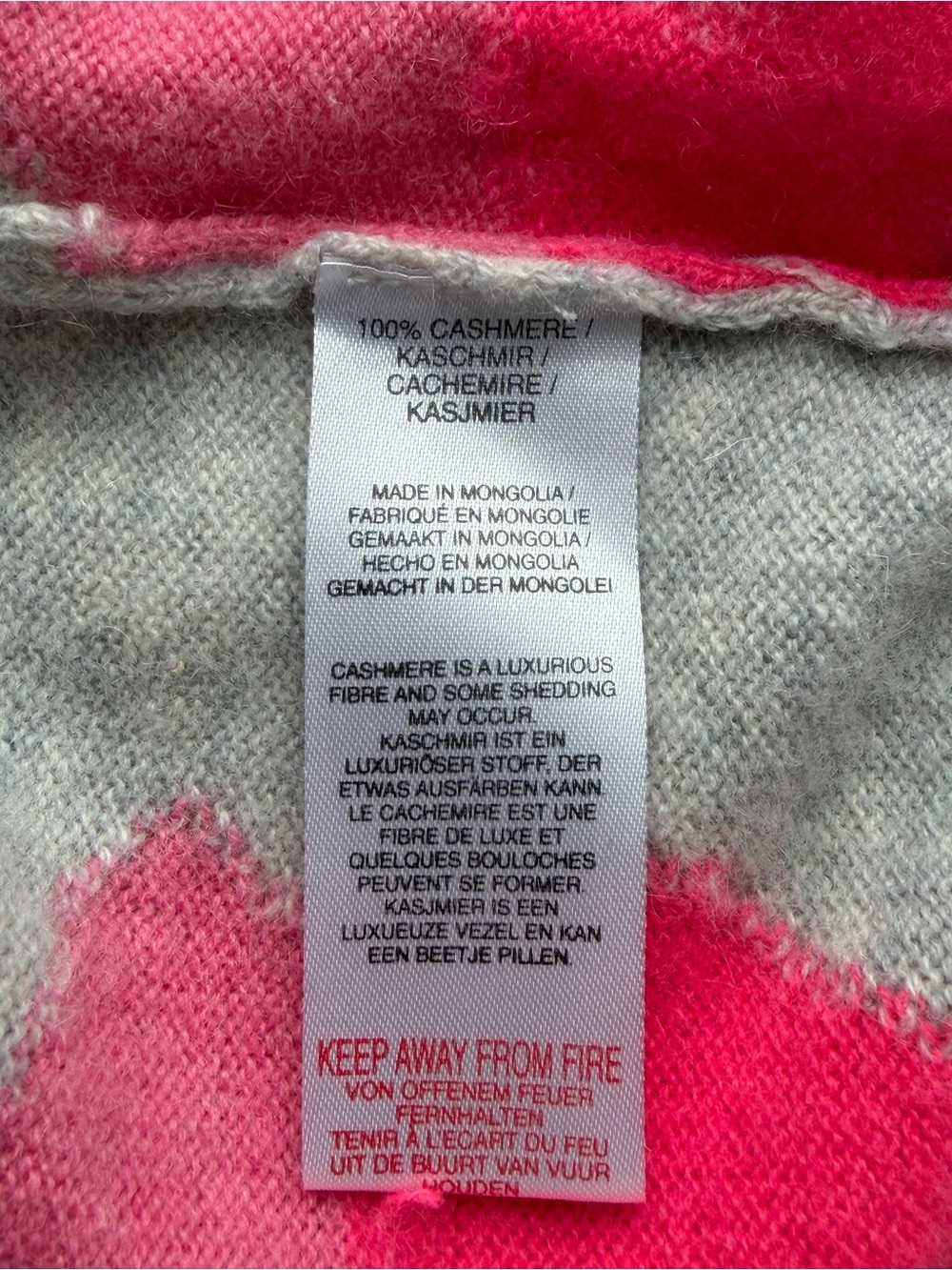 Brodie Cashmere Neon Camo Print Crewneck Sweater Pink Grey Size (S) - Picture 6 of 10
